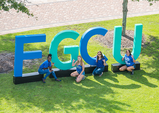 FGCU students